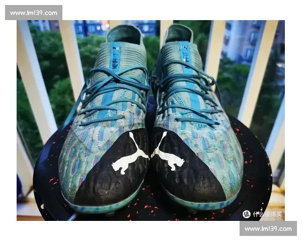 足球鞋科技革新与赛场表现提升全解析指南与选购指南详解及保养要点